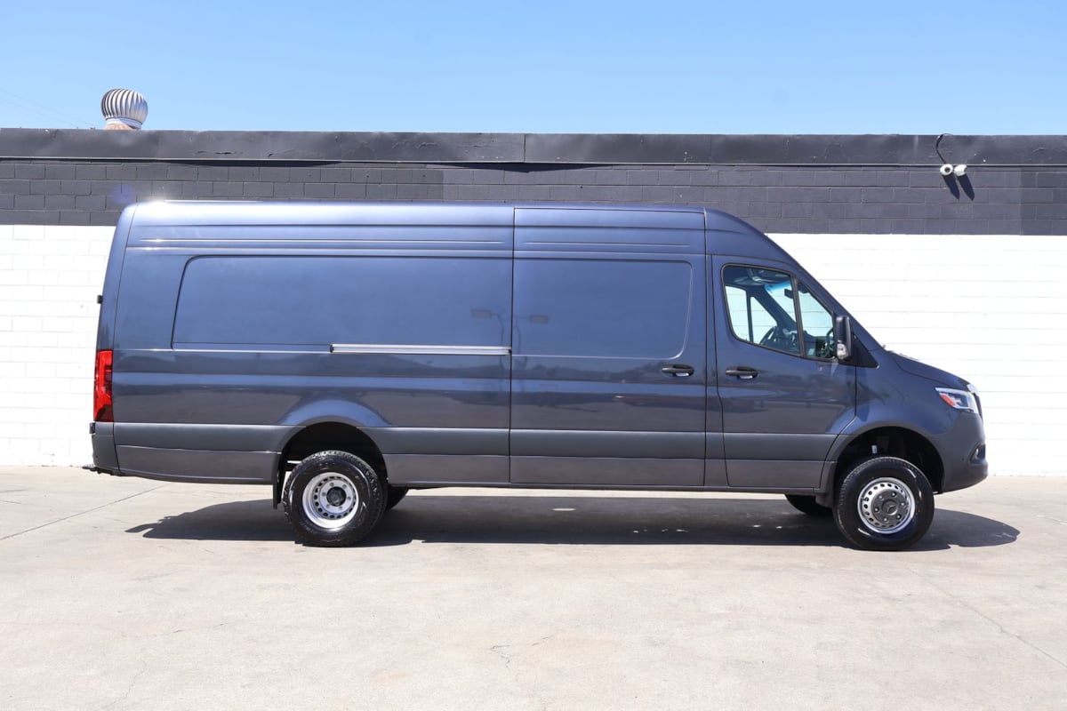 mercedes-benz sprinter cargo van 2025 W1Y8ND6Y1ST206353 image mercedes-benz sprinter cargo van 2025 W1Y8ND6Y1ST206353 image
